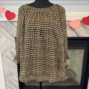 Soft Surroundings  Houndstooth Pattern Long Sleeve Blouse Ruffle Cuff Medium‎